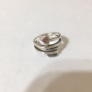 James Avery heart arrow ring. Size 6.